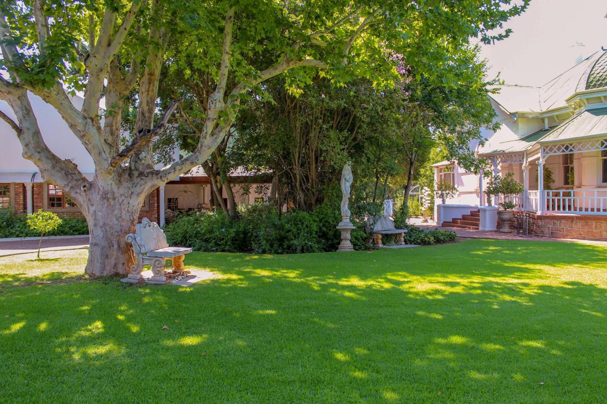The Fountain Villa Klerksdorp Exterior photo