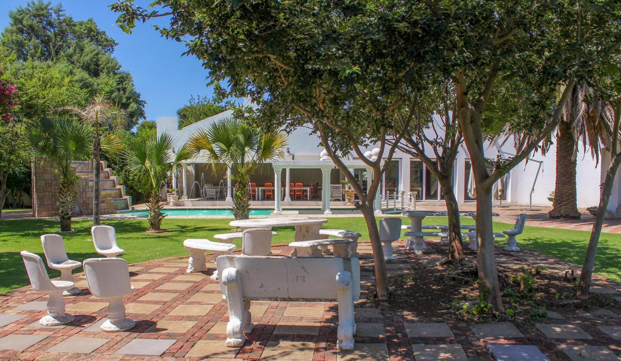 The Fountain Villa Klerksdorp Exterior photo