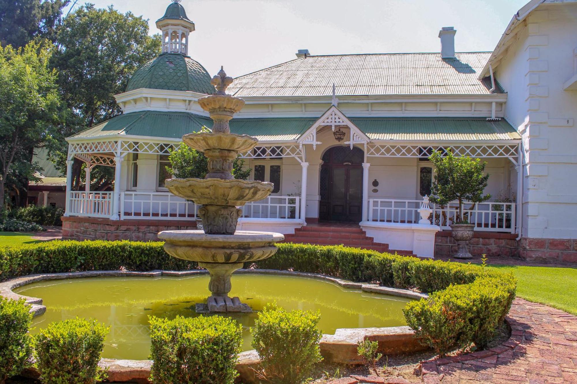 The Fountain Villa Klerksdorp Exterior photo